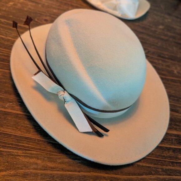 Accessories - Elegant Cream Bowler Hat